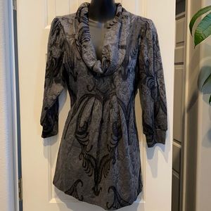 BKE floral Cowelneck too